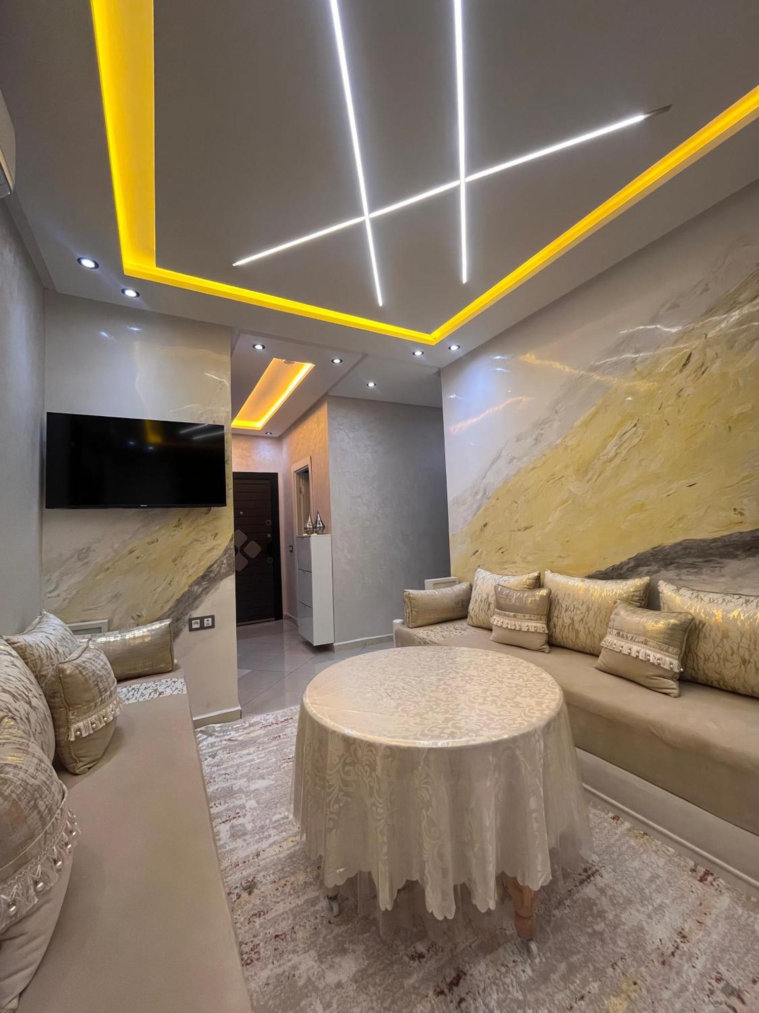 Appartement Renove Avec Style Et Parking Surveille マラケシュ エクステリア 写真